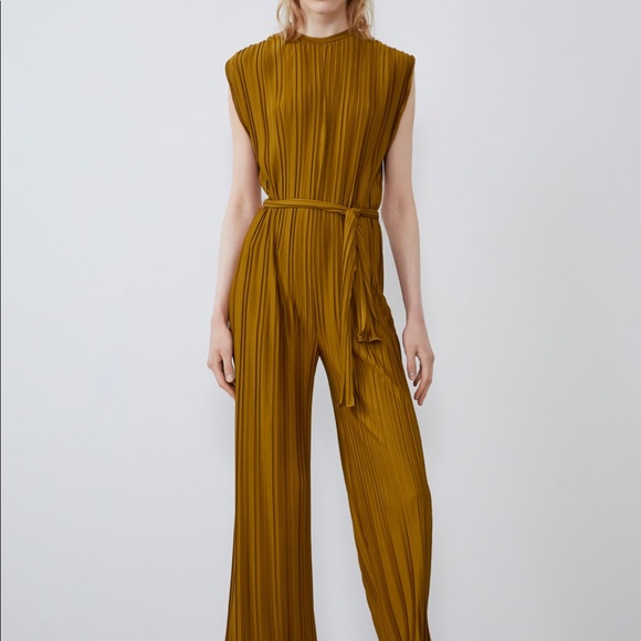 Zara Pants - Zara pleated jumpsuit NWT